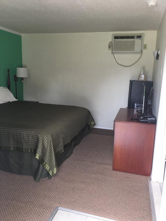 Travelers Inn Olney Zewnętrze zdjęcie
