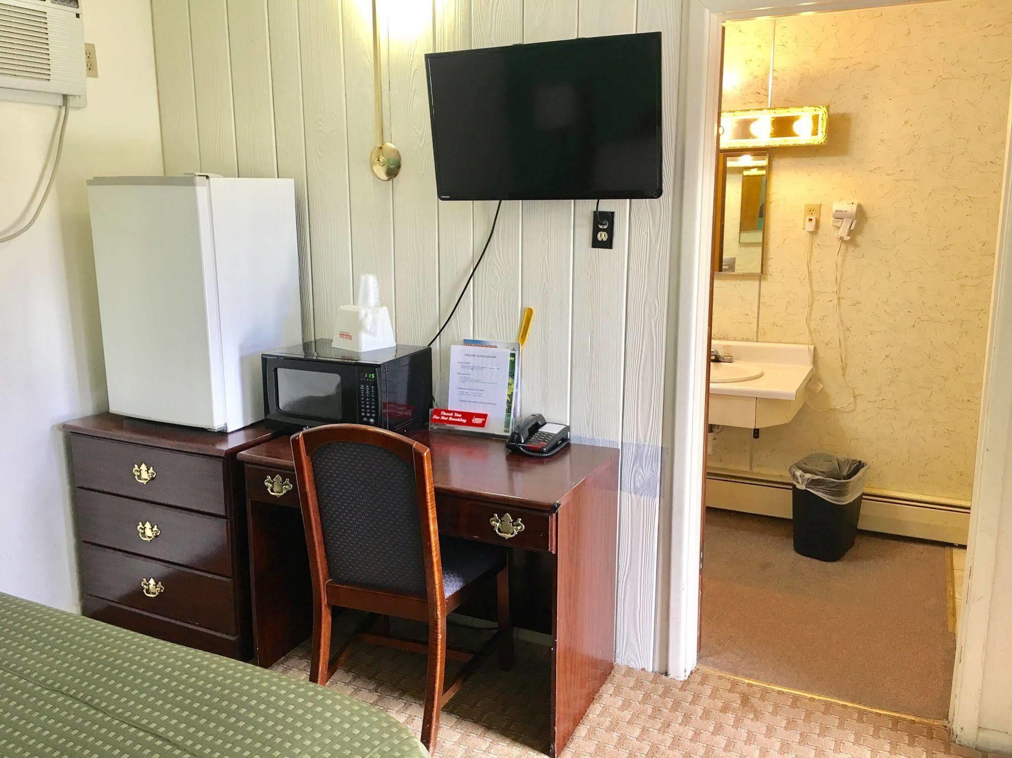 Travelers Inn Olney Zewnętrze zdjęcie